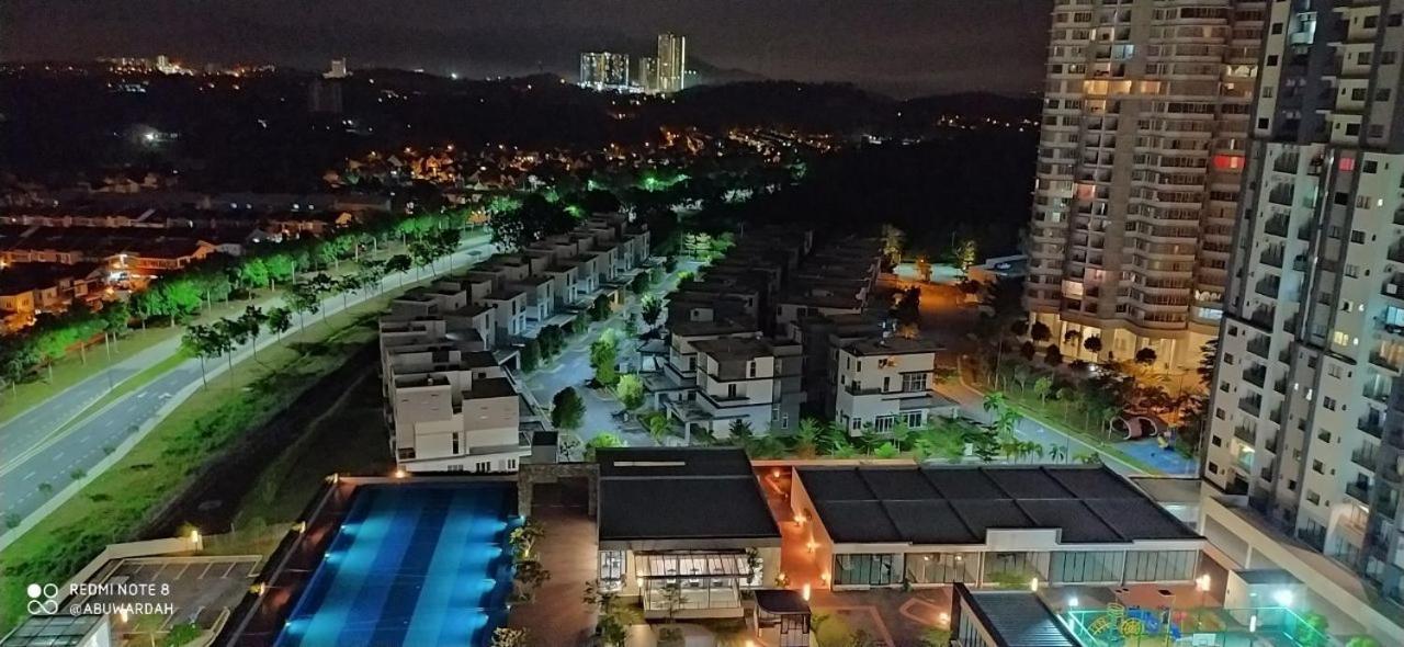 Rf Homestay Nilai Extérieur photo